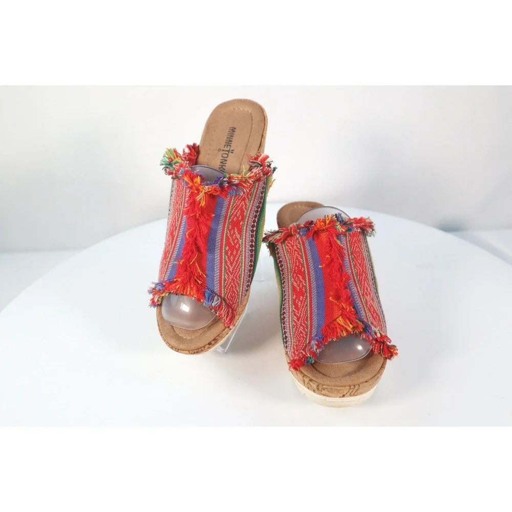 Minnetonka‎ Womens Multicolor york wedge slip on shoe Size 7.5